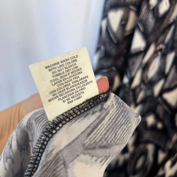 Halo Black & White Print Sleeveless Maxi Dress w/ Beaded Necklace Size Large - Picture 7 of 9